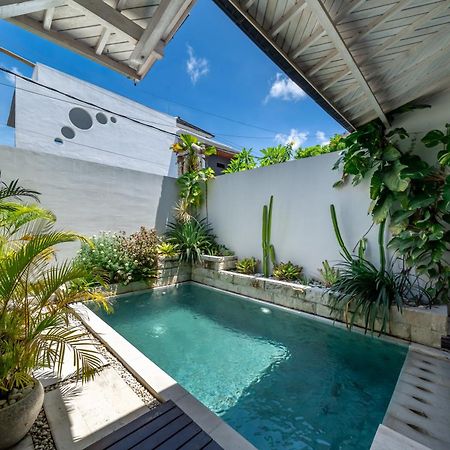 Rumah Libbo-2Br Villa With Pool Near Finns Canggu Exteriér fotografie